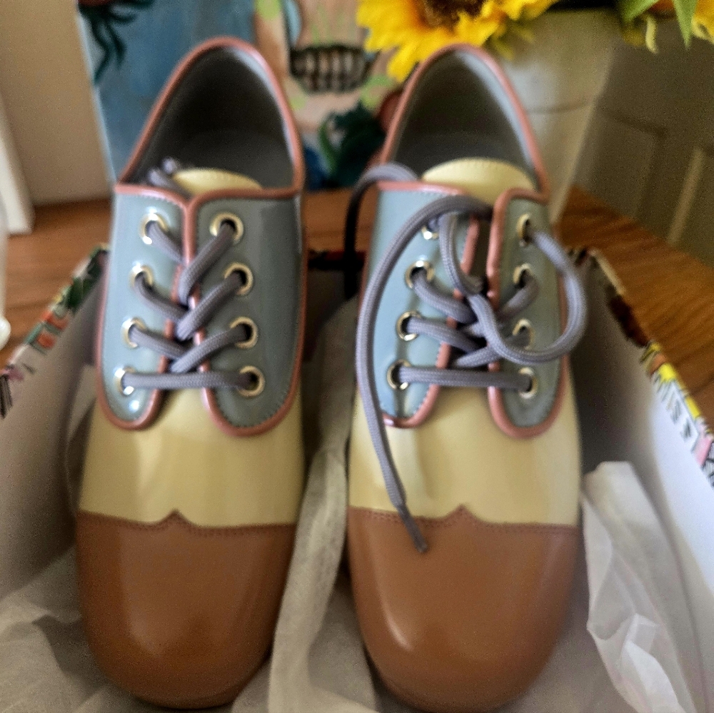 Jeffrey Campbell Platform Oxfords. 9M - Picture 4 of 4